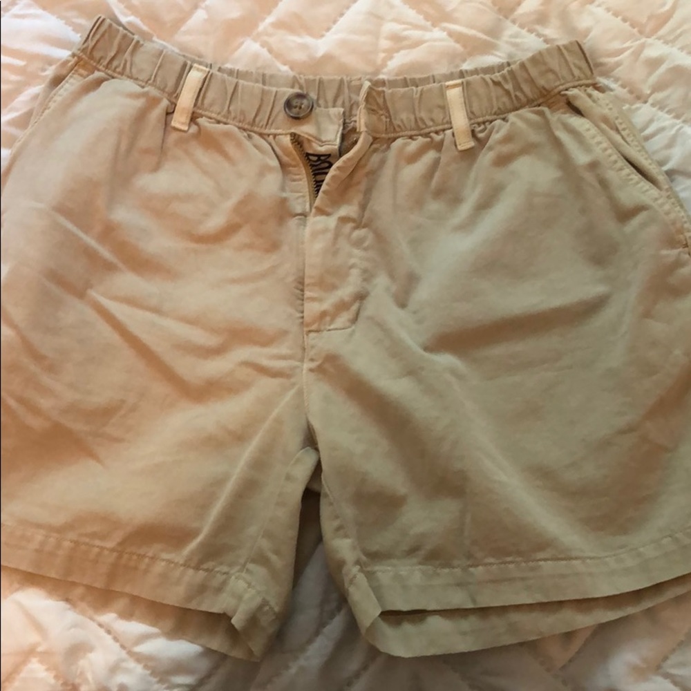 Khaki Chubbies shorts